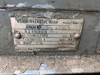 Elektromotory + dalsi - 16