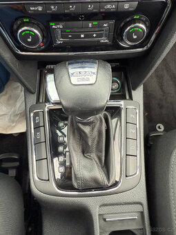 ŠKODA SUPERB 2, 2012, 2.0TDi, DSG, 4x4, tažné, nez. topení - 16