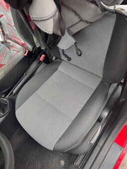 Prodám náhradní díly na Škoda Fabia 2/II - 16