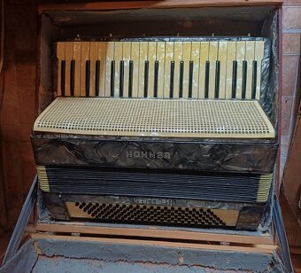 Prodám sbírku historických akordeonů, harmonik - 16