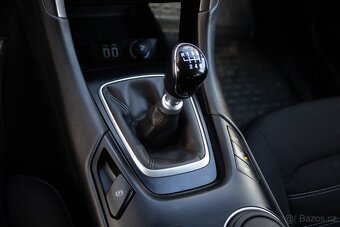 Ford Mondeo, 100% stav. - 16