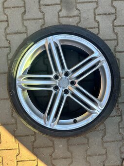 Originální použitá sada kol 20"- Letní pneu 255/35R20 97Y - 16