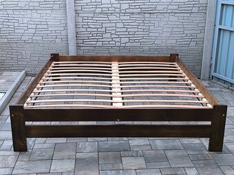 Prodám manželskou postel + Matrací 180cm x 200cm - 16