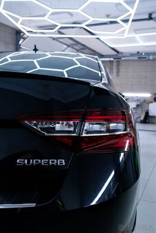 Škoda Superb 2.0 tdi 110kw dsg Top stav - 16
