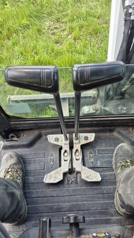 Bobcat E35Z 3.5t minibagr - 16