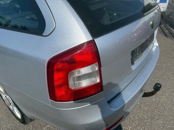 Škoda Octavia 2 kombi 2.0 TDI 103 KW, XENONY, NAVIGACE - 16