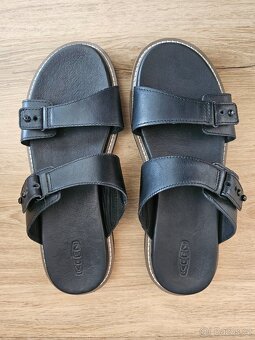 Kožené nazouváky Keen Lana Slide vel.41 - 16