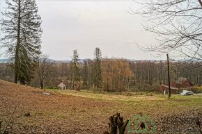 Pozemek u lesa s krásným výhledem na město Ústí nad Orlicí. - 16