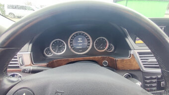 Mercedes Benz W212 E250 - 16