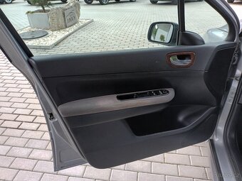 Peugeot 307 1,6 16V,80KW,KLIMA,KOLA - 16