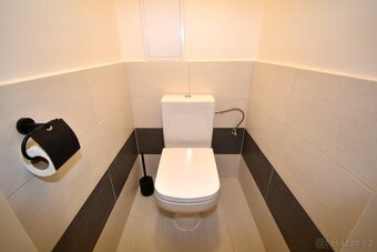 Pronájem krásného bytu 1+kk, 30m2, Praha 4 - Háje, ul. Schul - 16