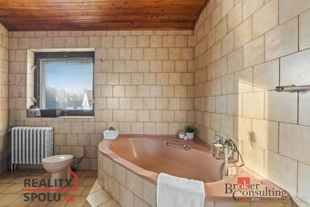 Prodej, domy/rodinný, 250 m2, Na Okrouhlíku 1556/29, Pražské - 16