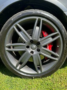 Maserati Quattroporte S, 22.000 km najeto, stav nového - 16