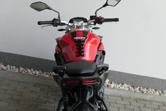 VOGE 500 R - 16