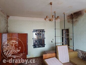 Rodinný dům 3+1 s pozemkem 774 m2 v obci Kryry, okres Louny - 16