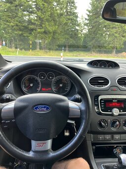 Ford Focus mk2 St225 2.5L - 16