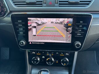 Škoda Superb 3 iV 1.4 eTSI 150kW DSG Tažné Webasto Navigace - 16
