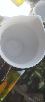 Džbán  1.5 l a šest hrnku - 16