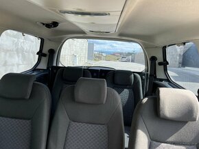 Ford Galaxy 2,0 TDCi, 7 miestne, nové rozvody a STK - 16