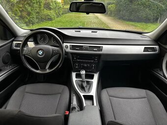 BMW Řada 3 E90 320i 115kW Sedan 6st. Manuál Klima Facelift - 16