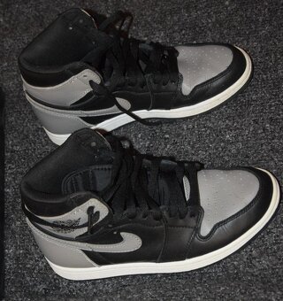 NIKE AIR Jordan 1 Retro High, velikost EU 40, jako nové - 16