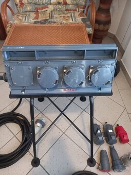 Rozvaděč 6x380V-32A TOP - 16