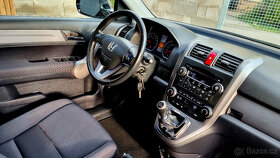Honda CR-V 2,0i 4x4 skvělý stav, servis a STK 116 tis KM - 16