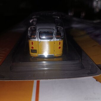 Prodám 5ks kovových modelů autobusů 1:72 - 16