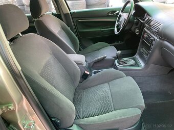 Škoda Superb 1.8i 110kW NOVÁ STK - 16
