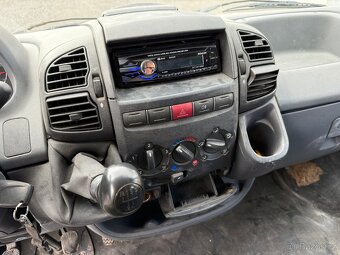 Peugeot Boxer 2.8HDi 6-MÍST VALNÍK - 16