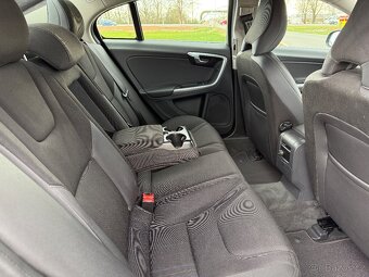 VOLVO S60 1.6 D2 MOMENTUM //2012 1.MAJITEL NAVI XENON SERVIS - 16