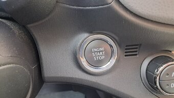 Toyota Yaris, 1.3i / AUTOMAT najeto 81 000km - 16