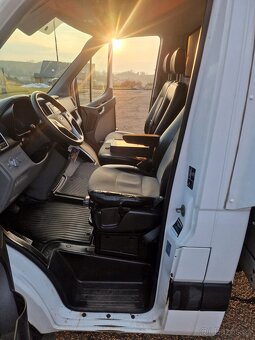 Hyundai H350 - 16