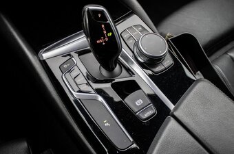 BMW 530d xDrive, 195kW (2019) - 16