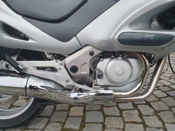 Honda NTV 650 Deauville - 16