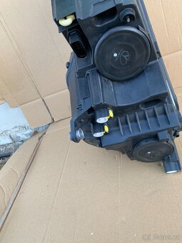 predni svetlo pravy prave led skoda karoq - 16