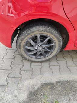 Toyota Yaris 2018, 1,5 benzín, 82 KW, Automat - 16