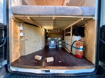 Obytná dodávka Ford Transit  r. v. 2018, odpočet DPH - 16