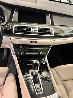 BMW 530d xDrive Gran Turismo – Luxury Line, 1. majitel - 16