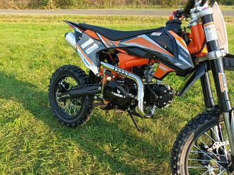 Pitbike Shark E-start 125ccm 17x14 oranžová - 16