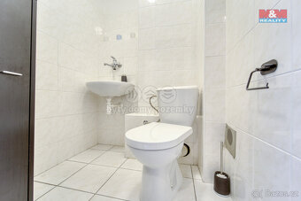 Pronájem kanceláře, 88 m², Plzeň, ul. Zikmunda Wintra - 16