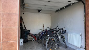 PRODEJ -Rodinný dům se zahradou a garáží – Lednice na Moravě - 16
