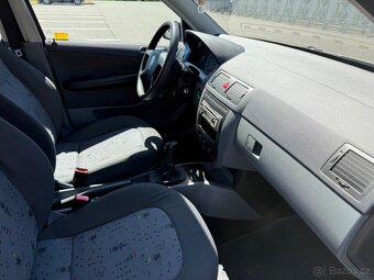 ŠKODA FABIA 1,2 40kW - 2.majitel - Bez Koroze - 117000km - 16