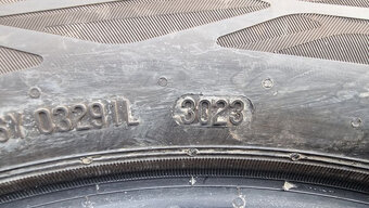 Letní pneu 235/50/19 Continental - 16