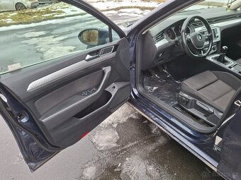 Volkswagen Passat - 16