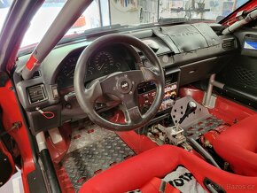 Prodám závodní  Toyota Celica 2.0 GT Twin cam - ex Minář - 16
