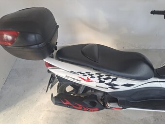 Honda PCX125 - 16