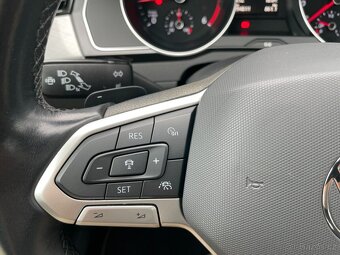 Volkswagen Passat B8 Combi 2.0TDi 110kW DSG Business - 16