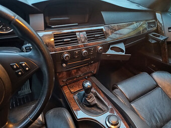 Náhradní díly z BMW e61  Mpaket HIFI CCC panorama xenon - 16
