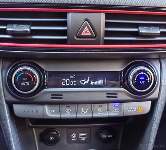 Hyundai Kona 1.6T-GDi AUTOMAT 130 kw - 16